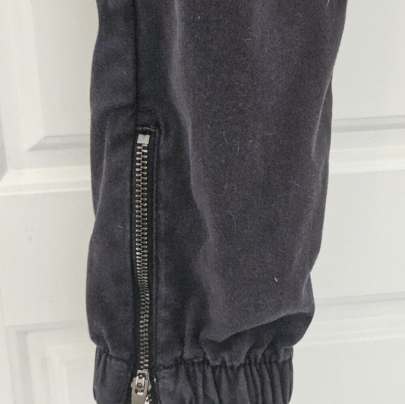 American Eagle Outfitters Black Cargo Jogger Pants - Picture 5 of 7